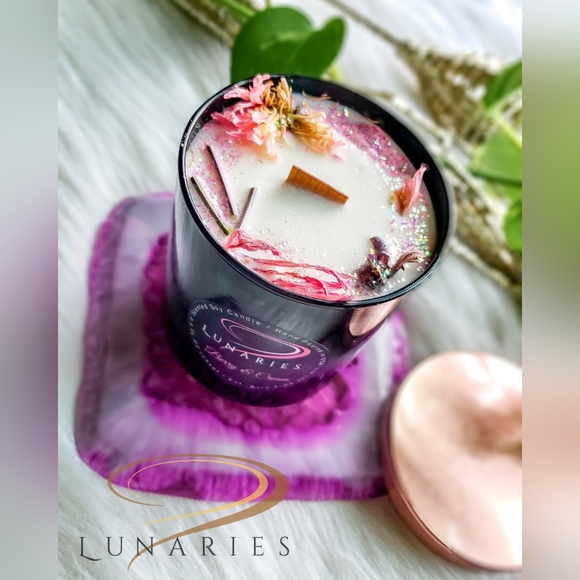 Resin Round Vanity Tray, Cosmetic, Jewelry, Candle, Handmade - Picture 9 of 13